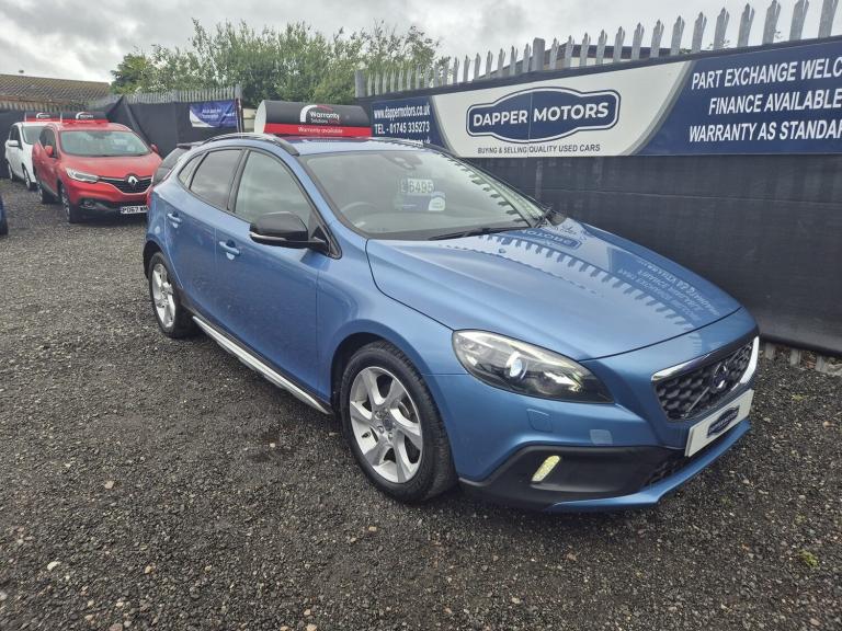 2015 Volvo V40 D2 R-Design Lux Nav Hatchback Diesel Manual