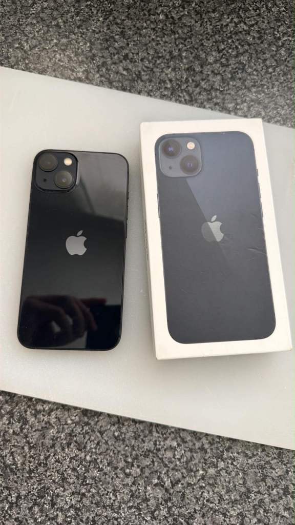 iPhone 13, 128gb, Unlocked, 100% battery health, excellent condition no scratches or blemishes!!!