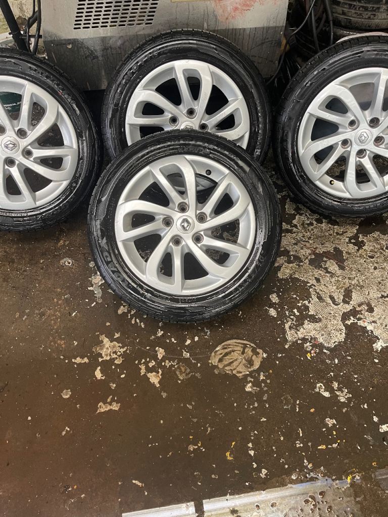 Megane wheels+tires