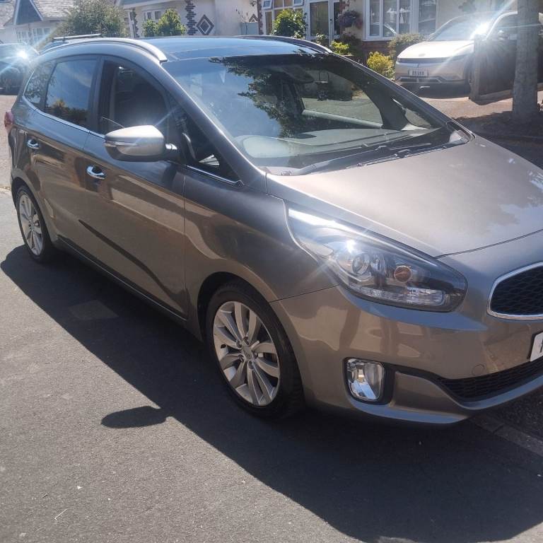 Kia, CARENS, MPV, 2014, Manual, 1685 (cc), 5 doors