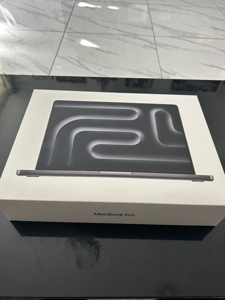 MacBook Pro 14 inch m4 RRP £1599