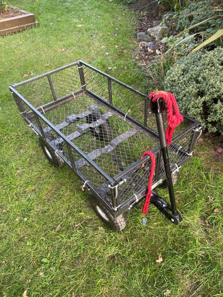 Handy metal pull-along trolley
