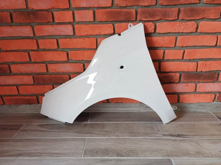 FIAT  2007-2015 PASSENGER SIDE WING PANEL WHITE COLOUR