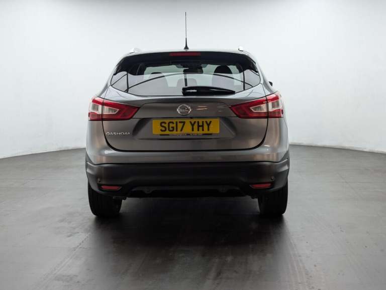 2017 Nissan Qashqai 1.5 dCi Tekna SUV 5dr Diesel Manual 2WD Euro 6 (s/s) (110 ps) - PRIVACY GLA H...