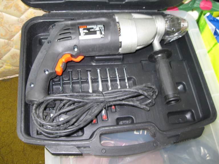 1100 WATTS HAMMER DRILL, GUNNISLAKE PL18 9NA