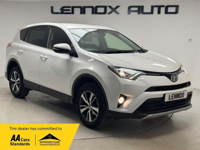 2016 Toyota RAV4 2.0 D-4D Business Edition Euro 6 (s/s) 5dr (Safety Sense, Nav) ESTATE Diesel Manual