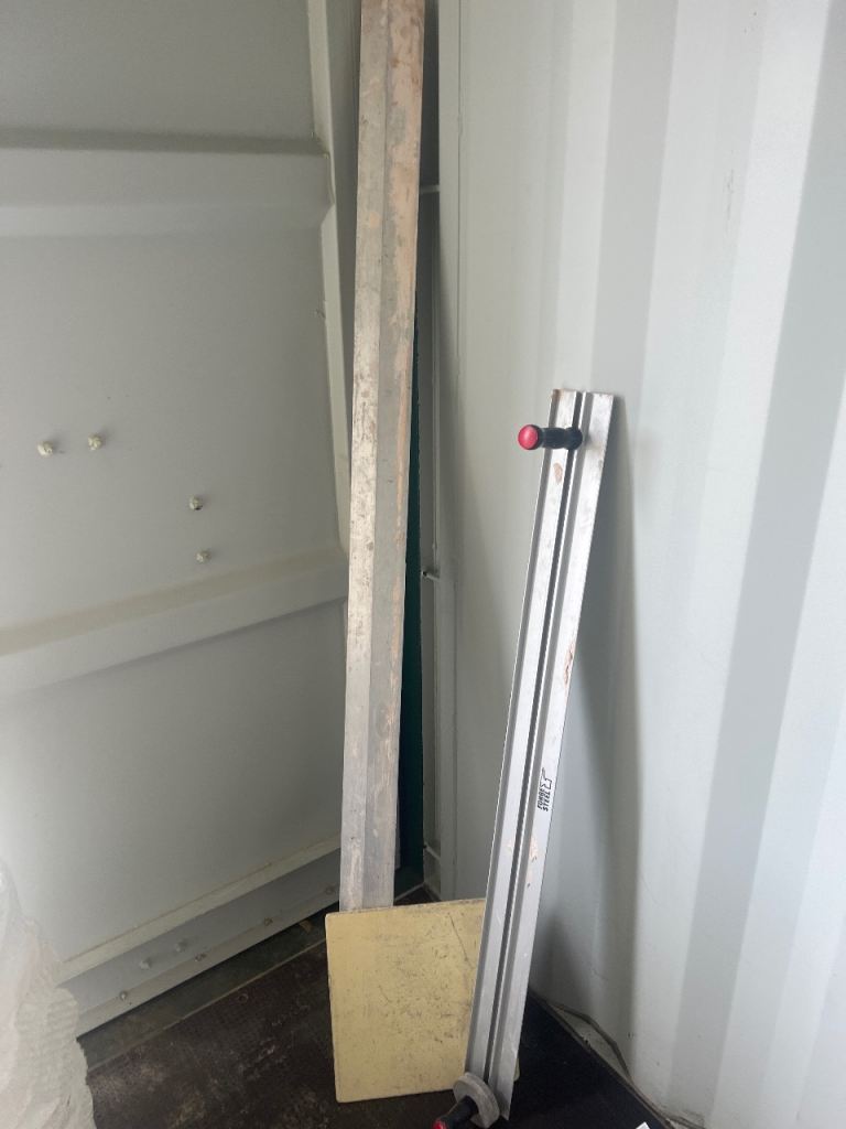 Plasterer tools, Hawk, Darby