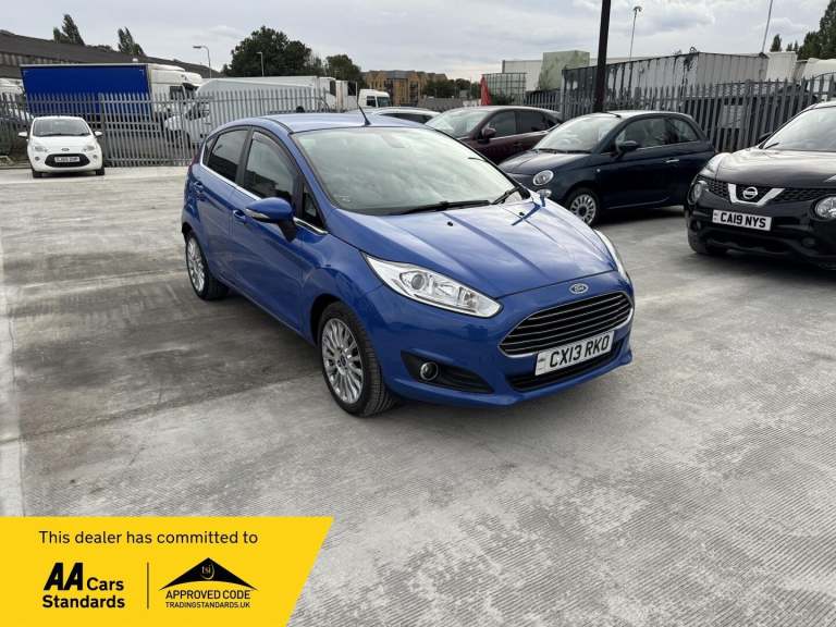 2013 Ford Fiesta 1.6 Titanium Powershift Euro 5 5dr HATCHBACK Petrol Automatic