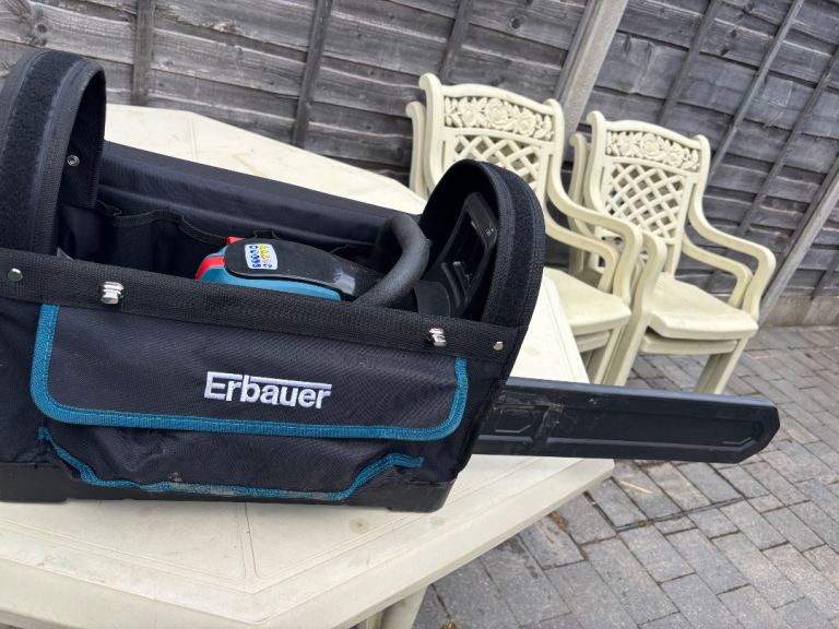 Erbauer ECSP51 Petrol Chainsaw 50cm – As New with Carry Bag