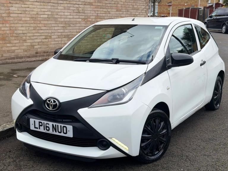 2016 Toyota AYGO 1.0 VVT-i X 3dr HATCHBACK Petrol Manual