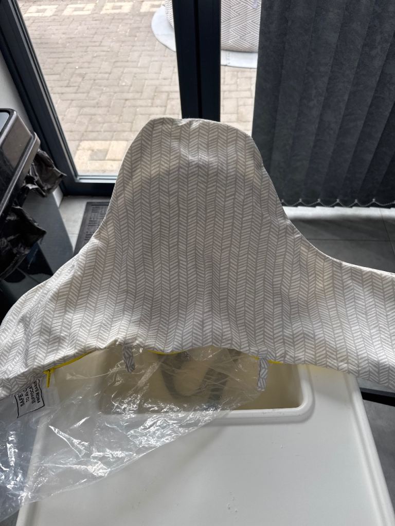 IKEA Antilop baby toddler High Chair and support pillow and cover White, Good Condition