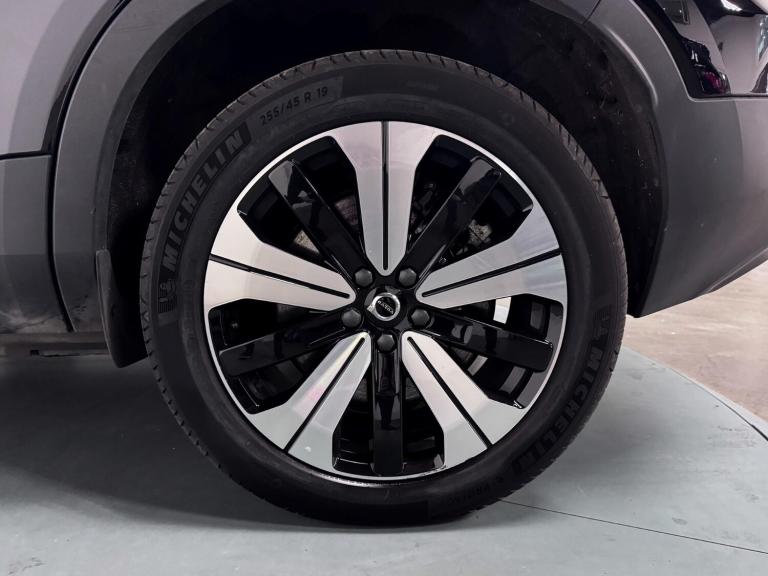 2023 Volvo XC40 Plus P8 AWD (408 hp) ESTATE Electric Automatic