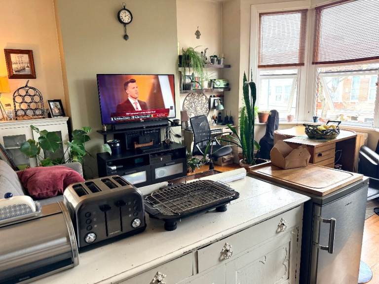 Bright and Spacious 2 Bed Flat to Let Willesden Green