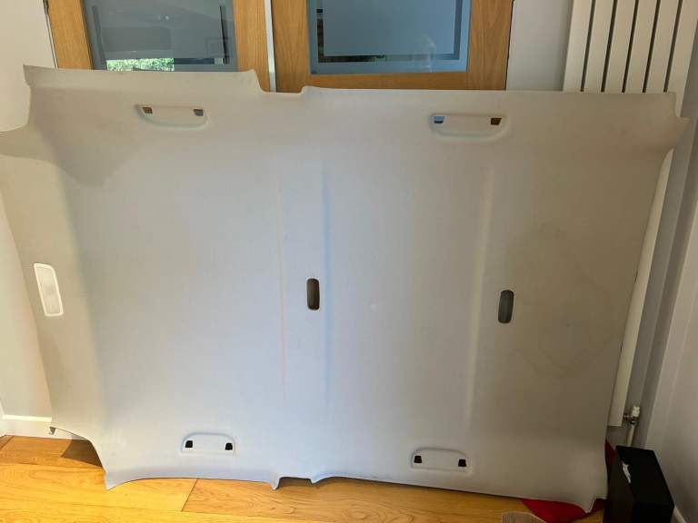 Mercedes Vito - Cream headliner