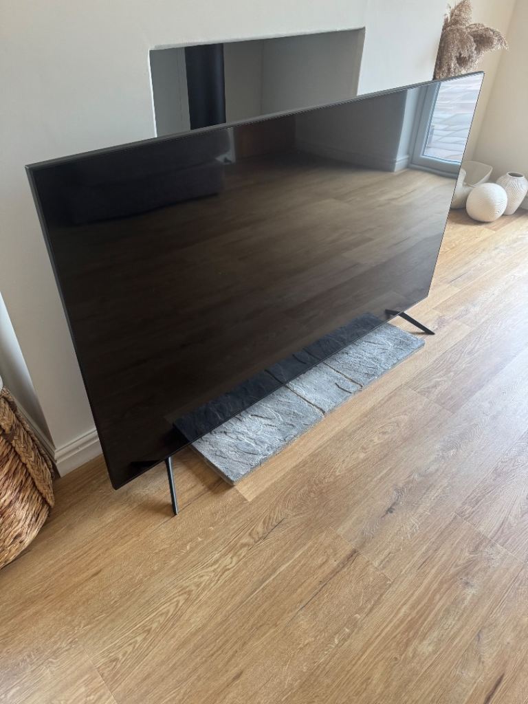 Samsung 75” 4K Smart TV