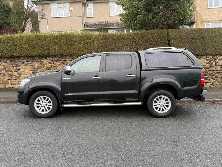 2013 Toyota Hilux Invincible D/Cab Pick Up 3.0 D-4D 4WD 171 Auto PICK UP Diesel Automatic