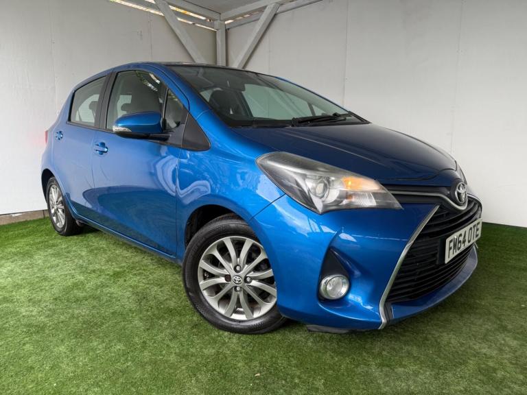 2015 Toyota Yaris 1.33 VVT-i Icon 5dr CVT HATCHBACK PETROL Automatic