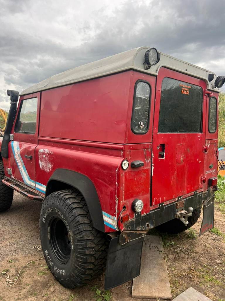 Land Rover Defender 90 roof,sides and door
