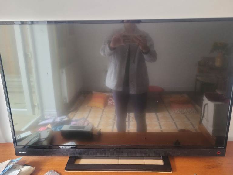 Toshiba 43" Smart TV