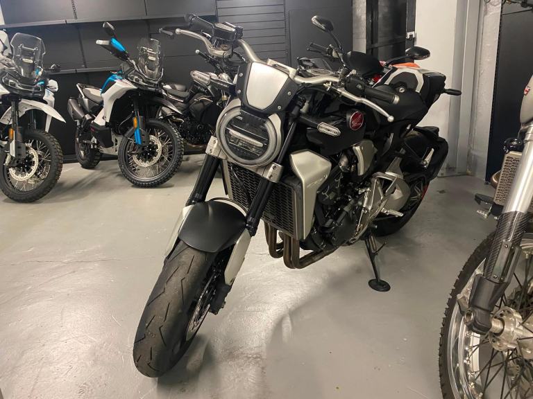 Honda CB 1000R