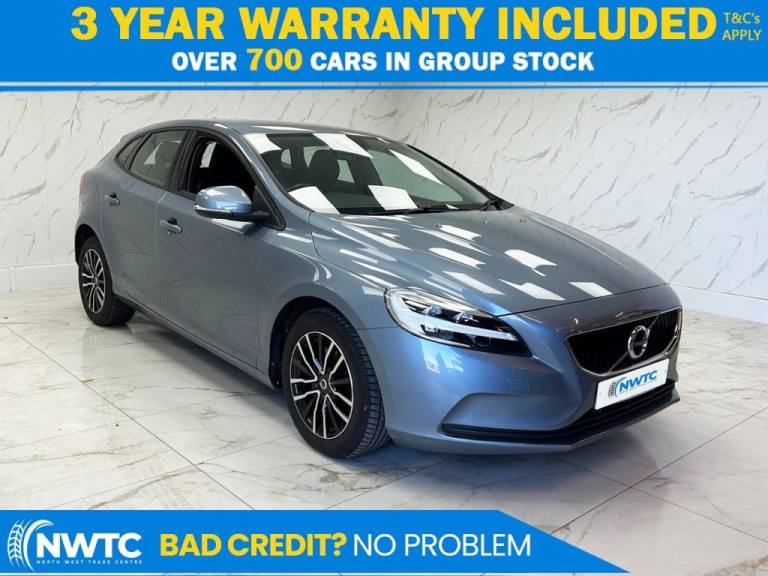 2018 Volvo V40 2.0 T2 Momentum Nav Plus Hatchback 5dr Petrol Manual Euro 6 (s/s) (122 ps)  Hatchb...