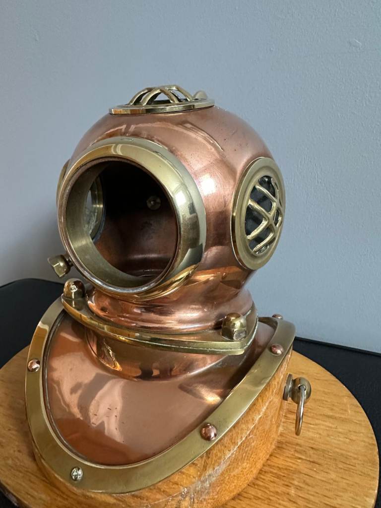 VINTAGE COPPER & BRASS DIVERS HELMET ON WOOD BASE (CLOCK REMOVED) EXCELLENT CONDITION