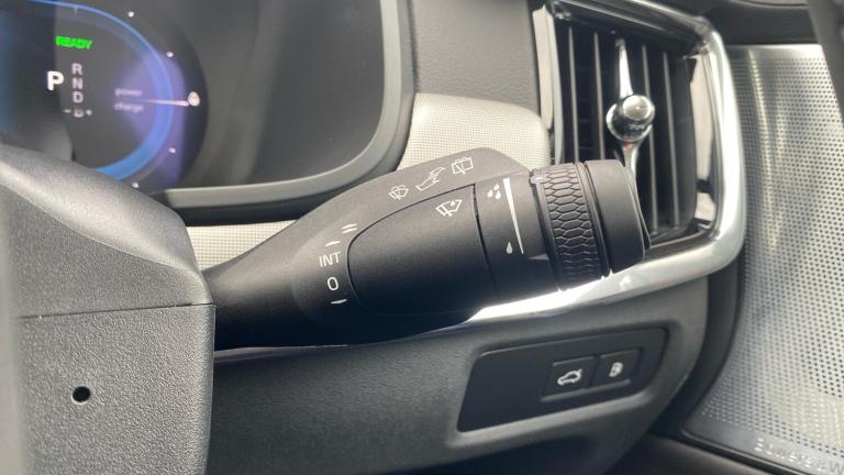 2024 Volvo V90 2.0h T8 18.8kWh Ultra Estate 5dr Petrol Plug-in Hybrid Auto AWD Euro 6 (s/s ESTATE...