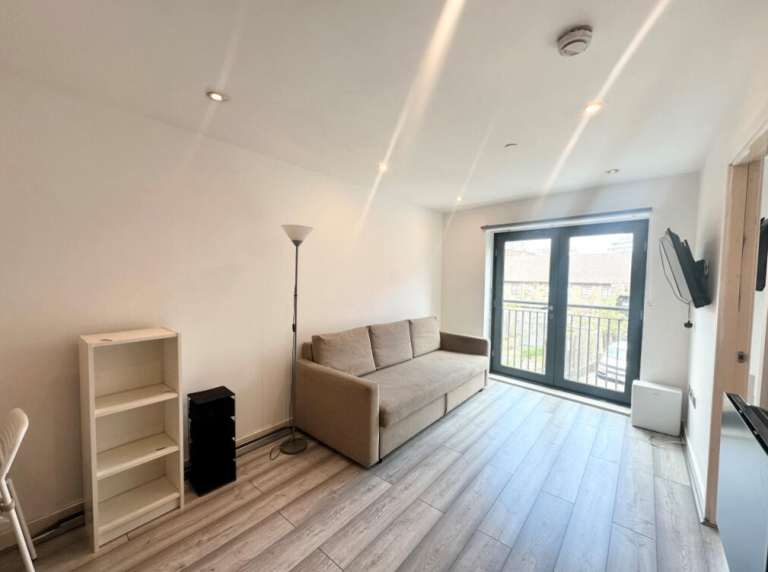 1 bed flat, The Habitat, Woolpack Lane, NG1