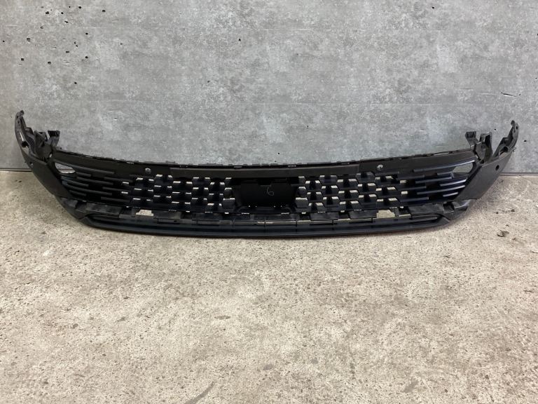 Vauxhall Mokka front bumper lower section 2020 - 2024 