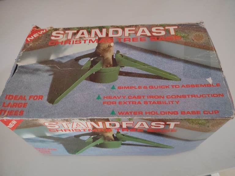 STANDFAST CHRISTMAS TREE HOLDER 