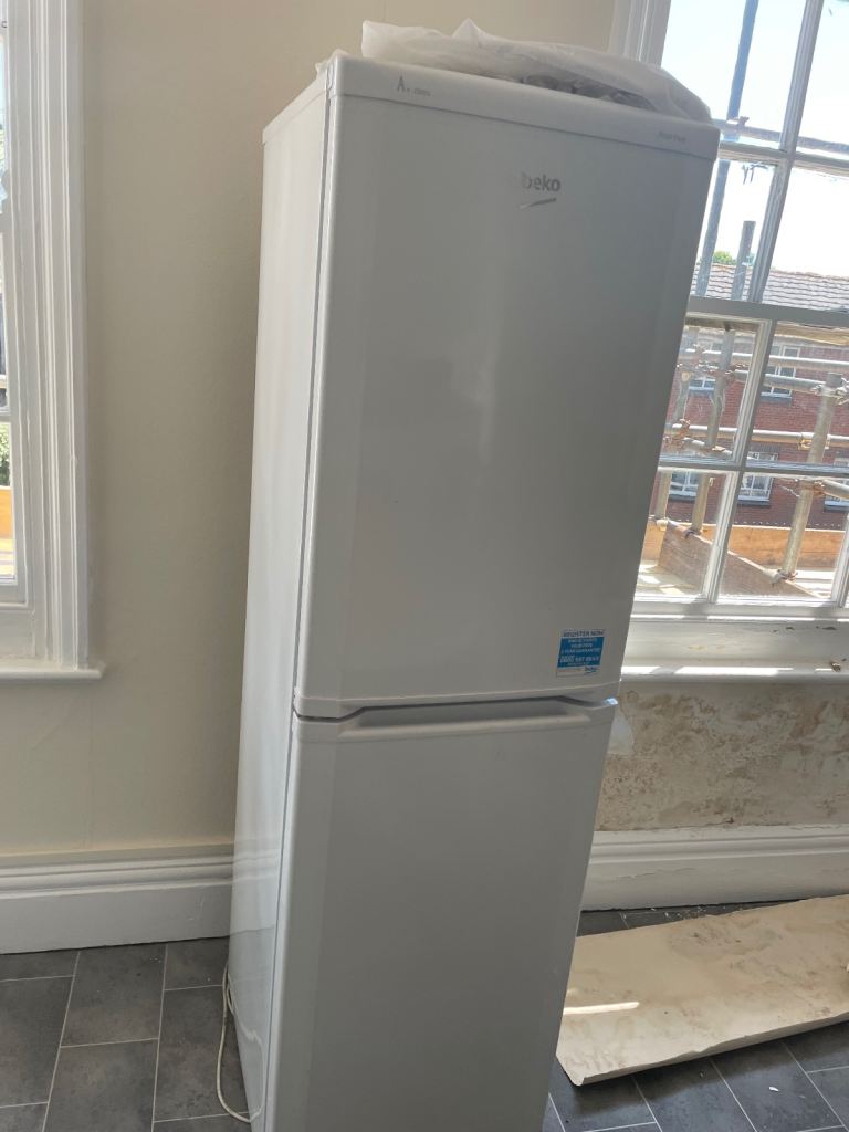 Fridge freezer