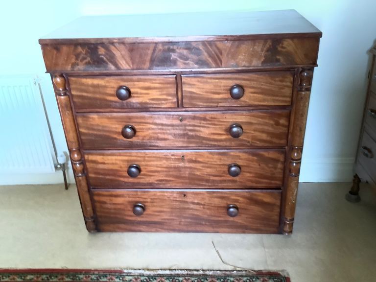 Antique Victorian/Edwardian CHEST of DRAWERS, mahogany with pine top. 