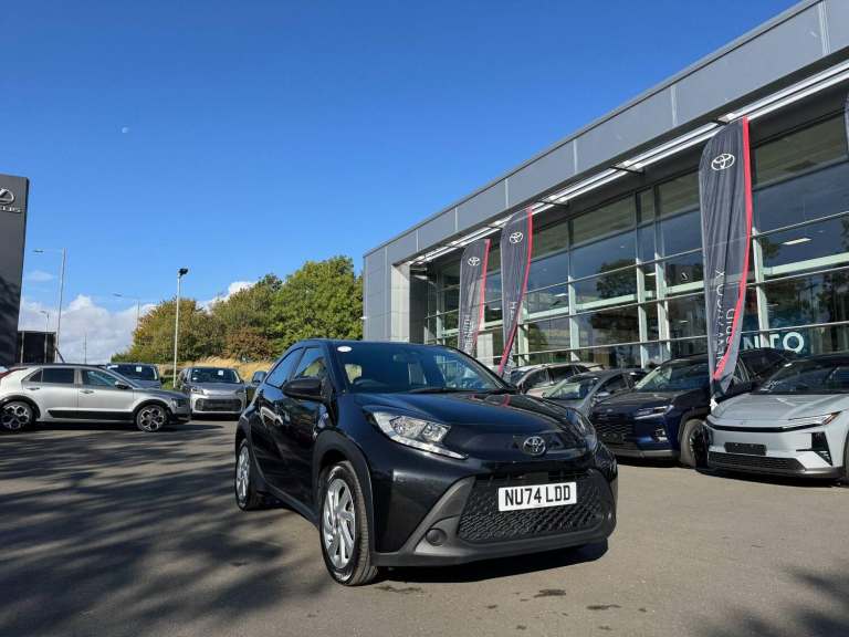 Toyota Aygo X 1.0 VVT-i Pure Hatchback 5dr Petrol Manual Euro 6 (s/s) (72 ps) Petrol Manual