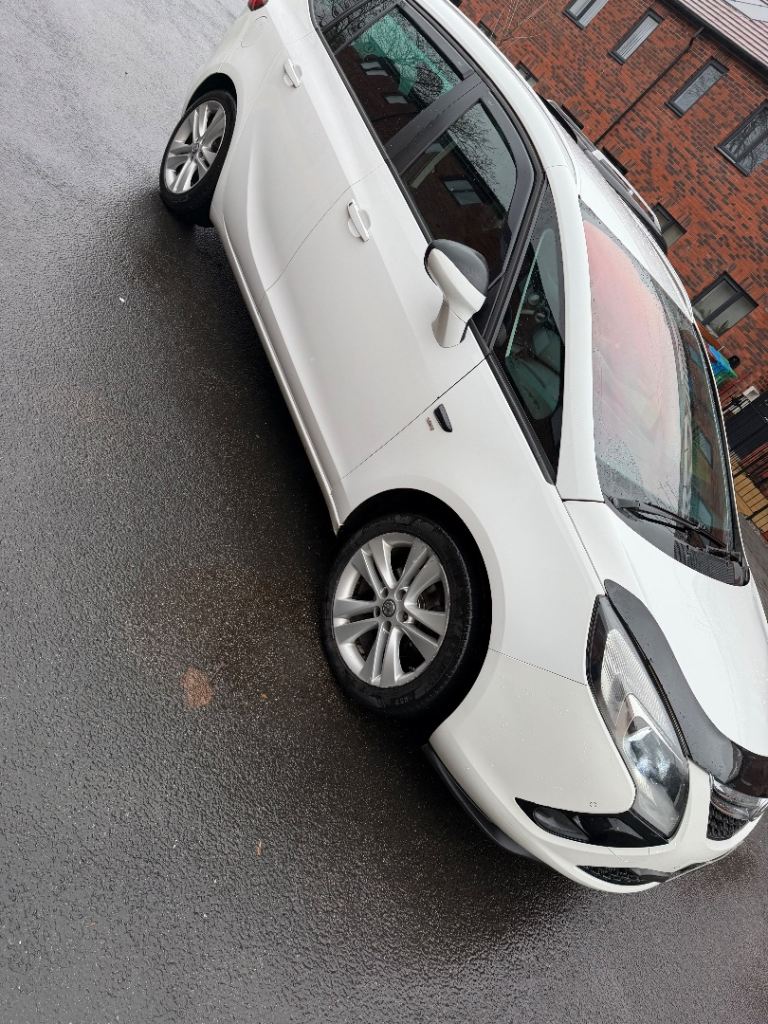Vauxhall, ZAFIRA, MPV, 2015, Manual, 1598 (cc), 5 doors