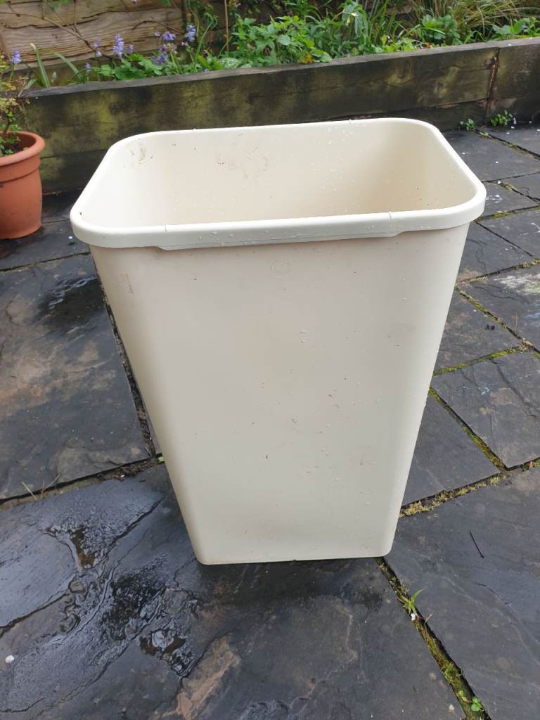 Bottom half of swing bin.