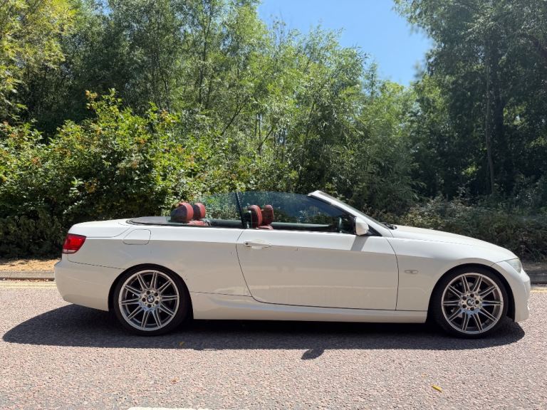 BMW 3 Series 325i M Sport Highline Convertible E93 Automatic, 2009, White, Red Interior, 1 Years MOT