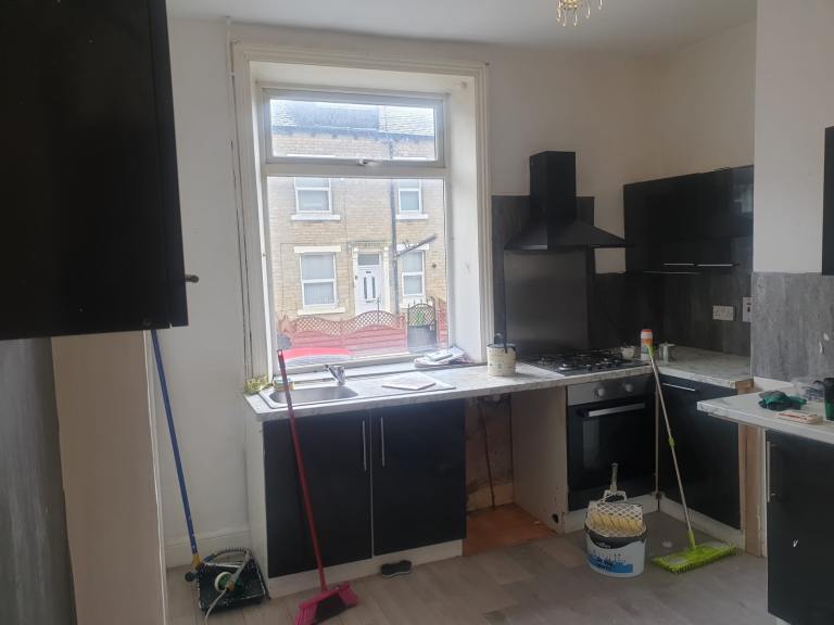 4 BED ROOM HOUSE FOR RENT