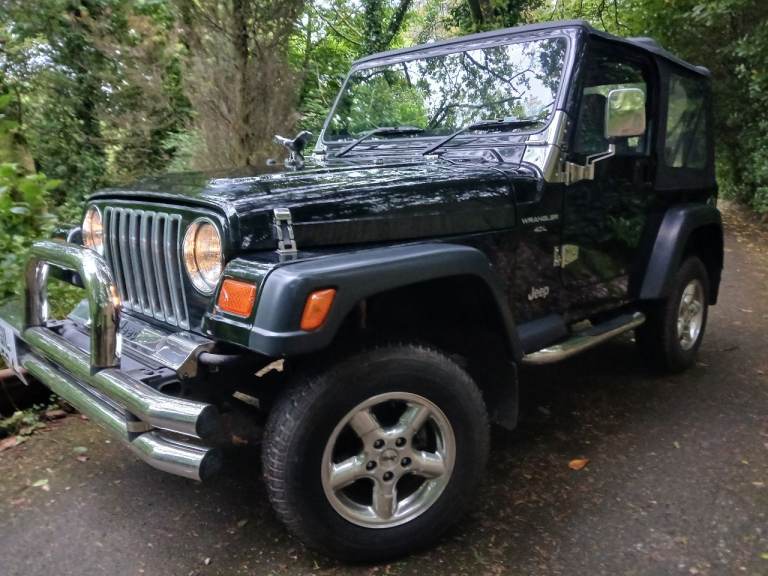 JEEP WRANGLER 4.0 litre limited convertible  super low miles 14800 miles!!!