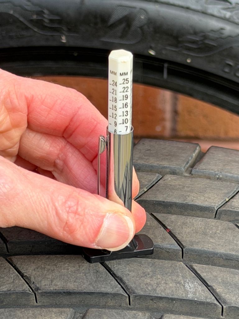 225/40/19 Bridgestone turanza tyres with rim protection