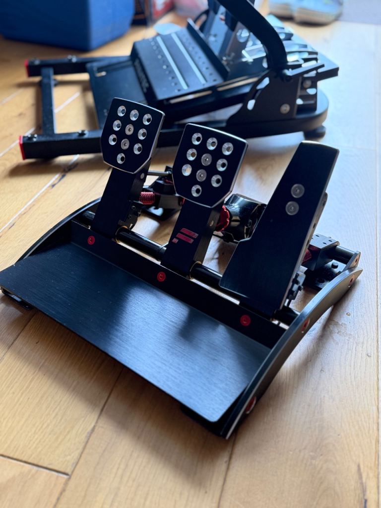 Fanatec Clubsport Pedal V3