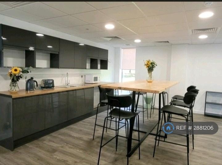 1 bedroom in Tramway Drive, Wolverhampton, WV2 (#2881206)