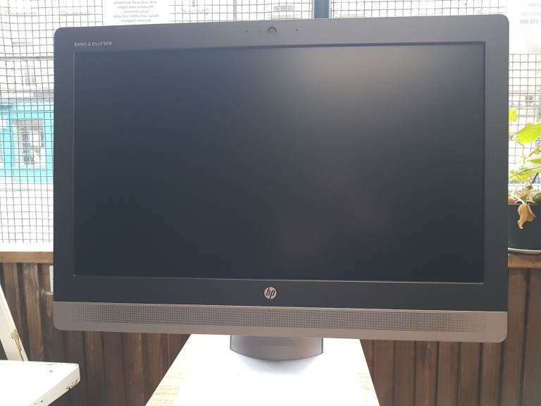 HP Elite All in One Pc ,B&O Sound System,23 inch i5, 240gb SSD, Windows 11,Microsoft Office for Sale