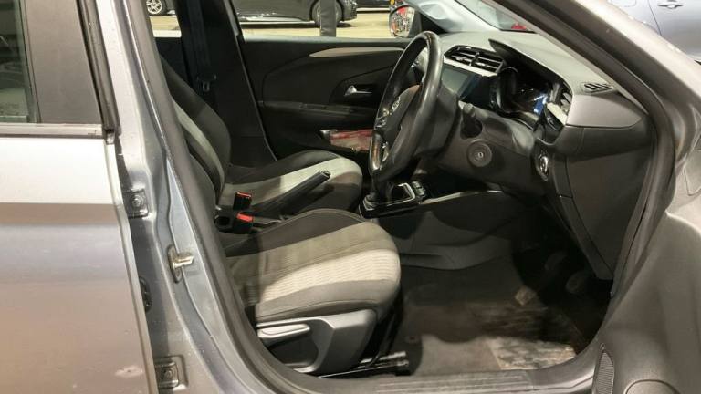 2020 Vauxhall Corsa 1.2 SE Hatchback 5dr Petrol Manual Euro 6 (75 ps) Hatchback Petrol Manual