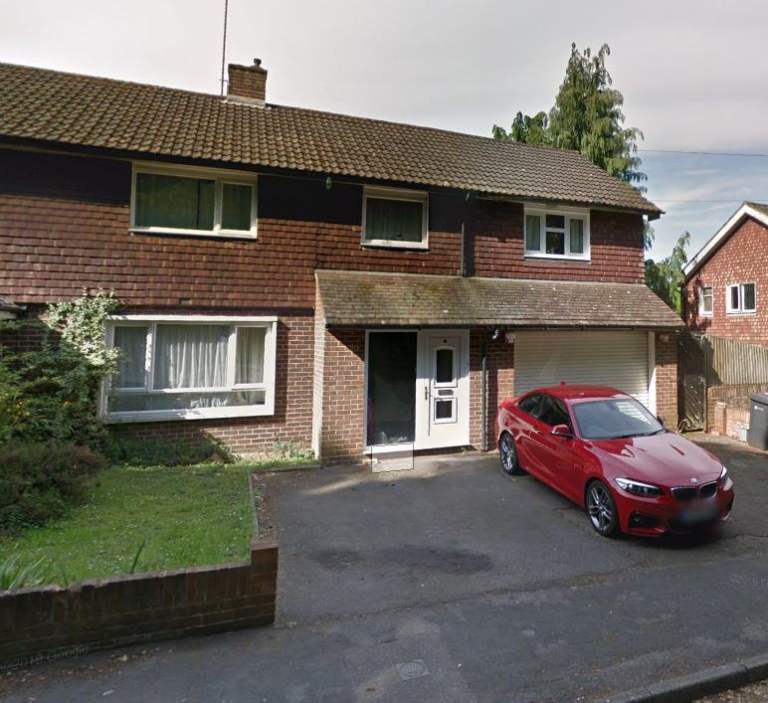 Room Available – Guildford House Share