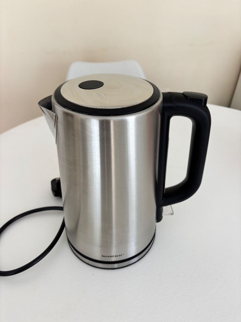 SilverCrest Kettle - Stylish Silver, Excellent Condition