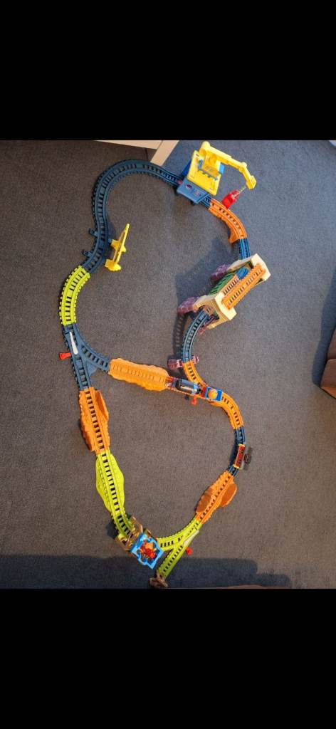 Thomas the Engine Train Track