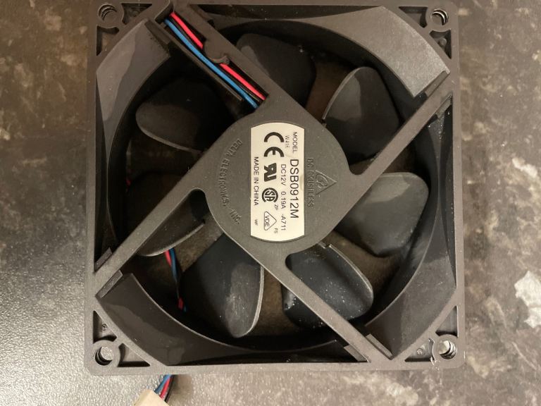 Computer Cooling Fan DSB0912M – Good Condition