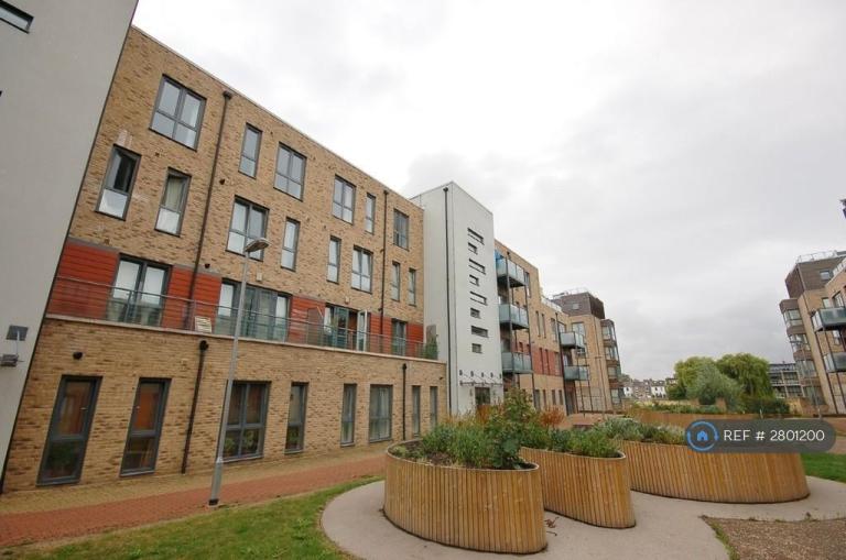 1 bedroom flat in Pepys Court, Cambridge, CB4 (1 bed) (#2801200)