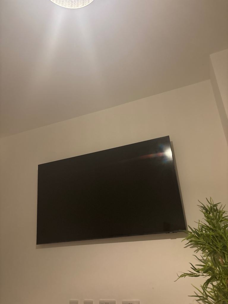 65 inch Samsung tv 