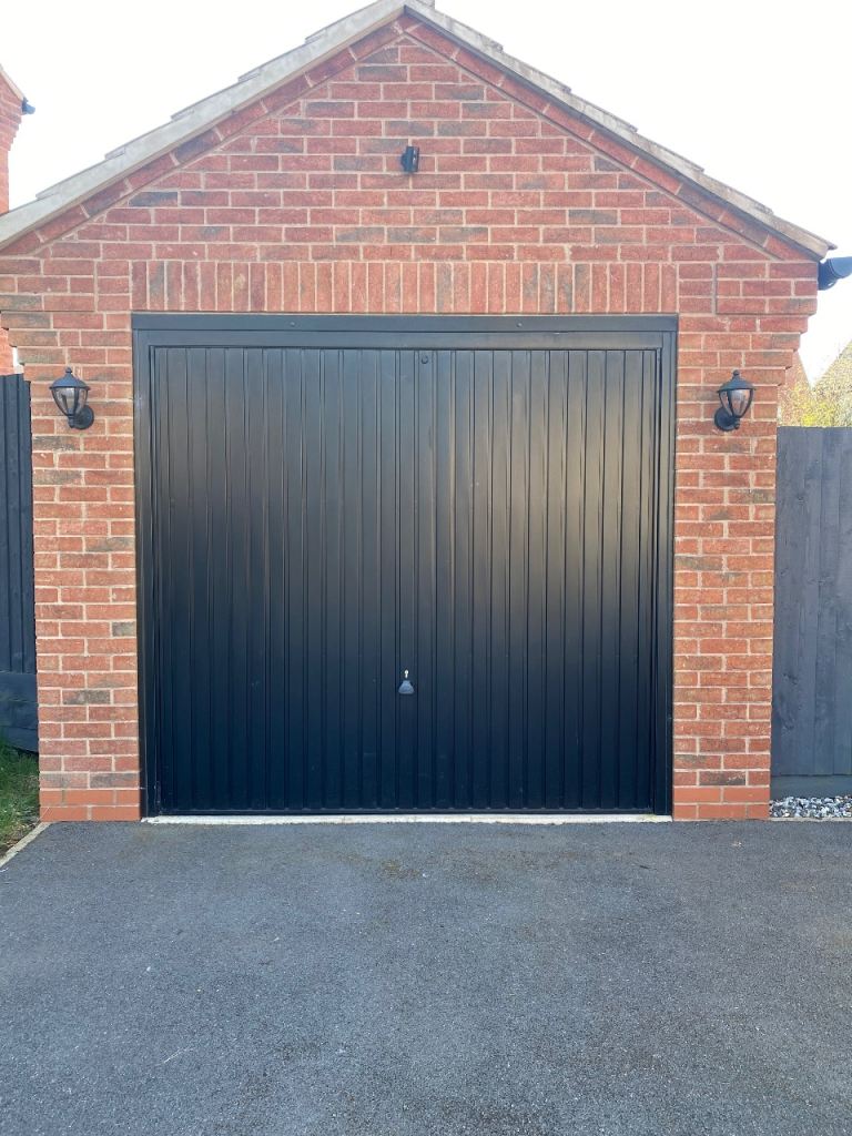 Garage door with electrics